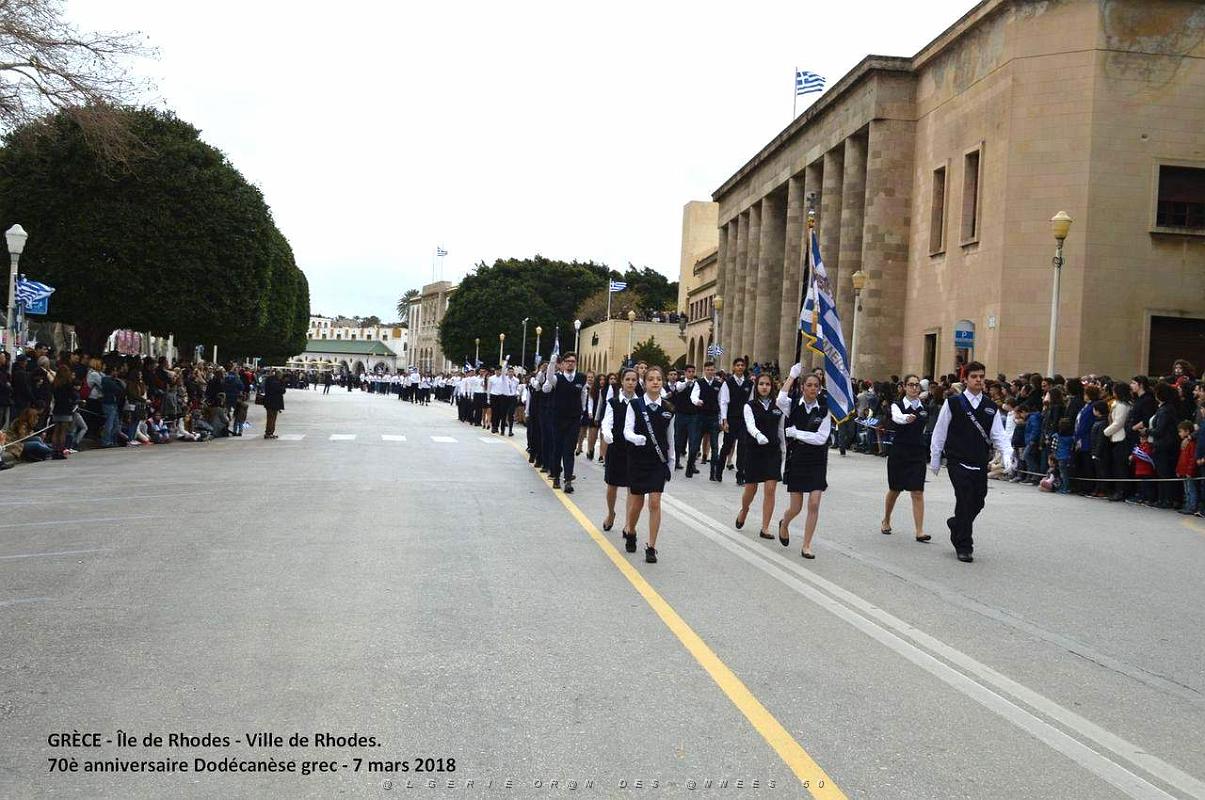 267- Rhodes- Defile Dodecanese grec.JPG
